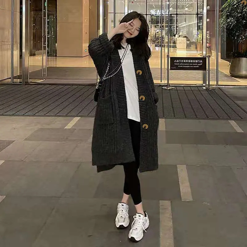 Buckled and Unbuttoned Lazy St - Winter Clothing Trends 2025 Women'S recension och pris