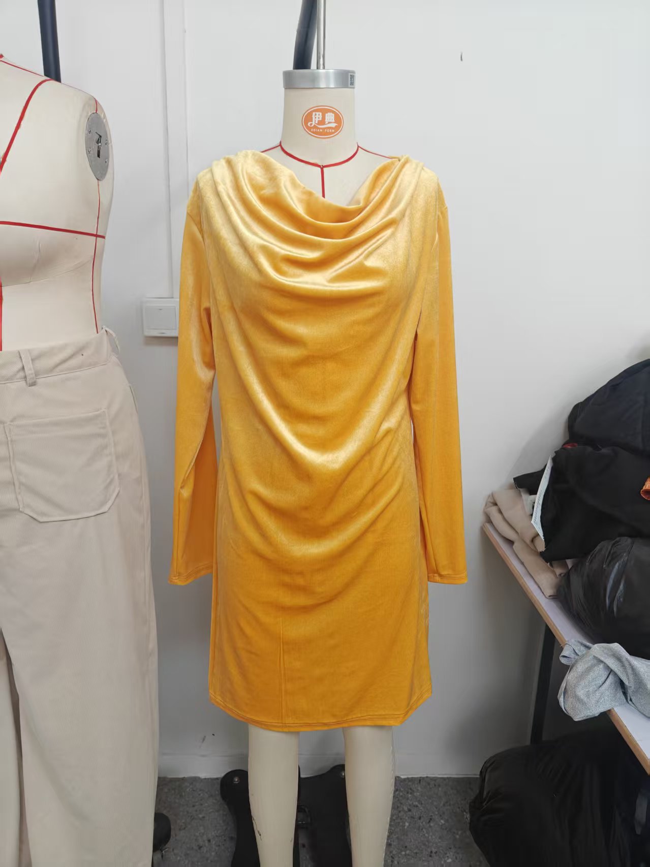 2026 Fall-Winter Fashion Women - Winter Clothing Colors 2026 recension och pris
